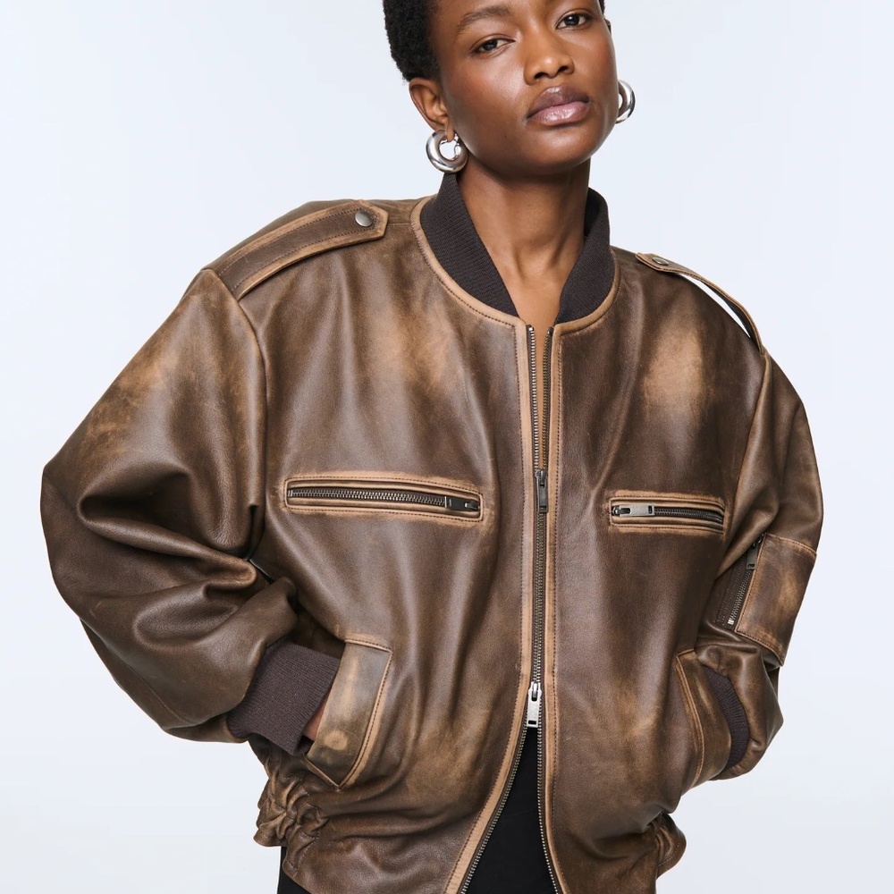 Ducie Leather Bomber - Picture 3 of 5